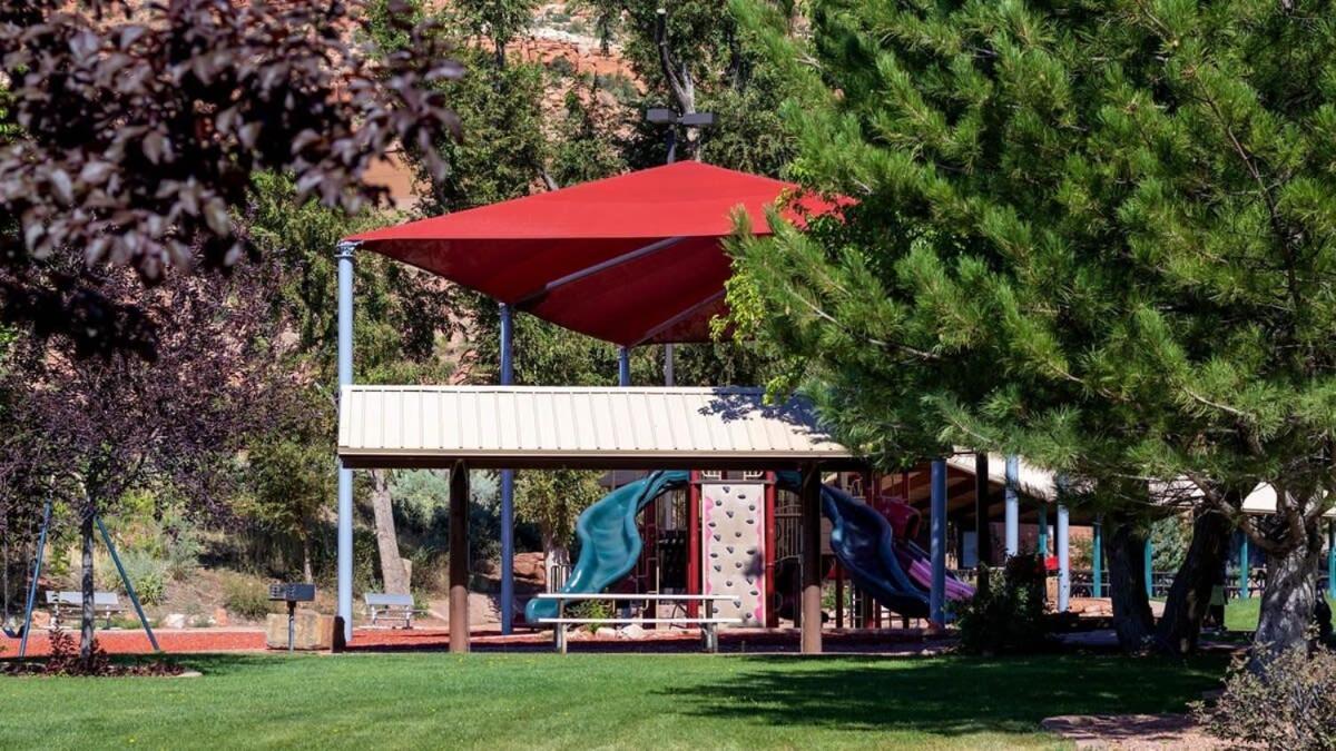 Timber & Tin F 2Bed 2Bath W Pool & Rooftop Deck Kanab Exterior foto